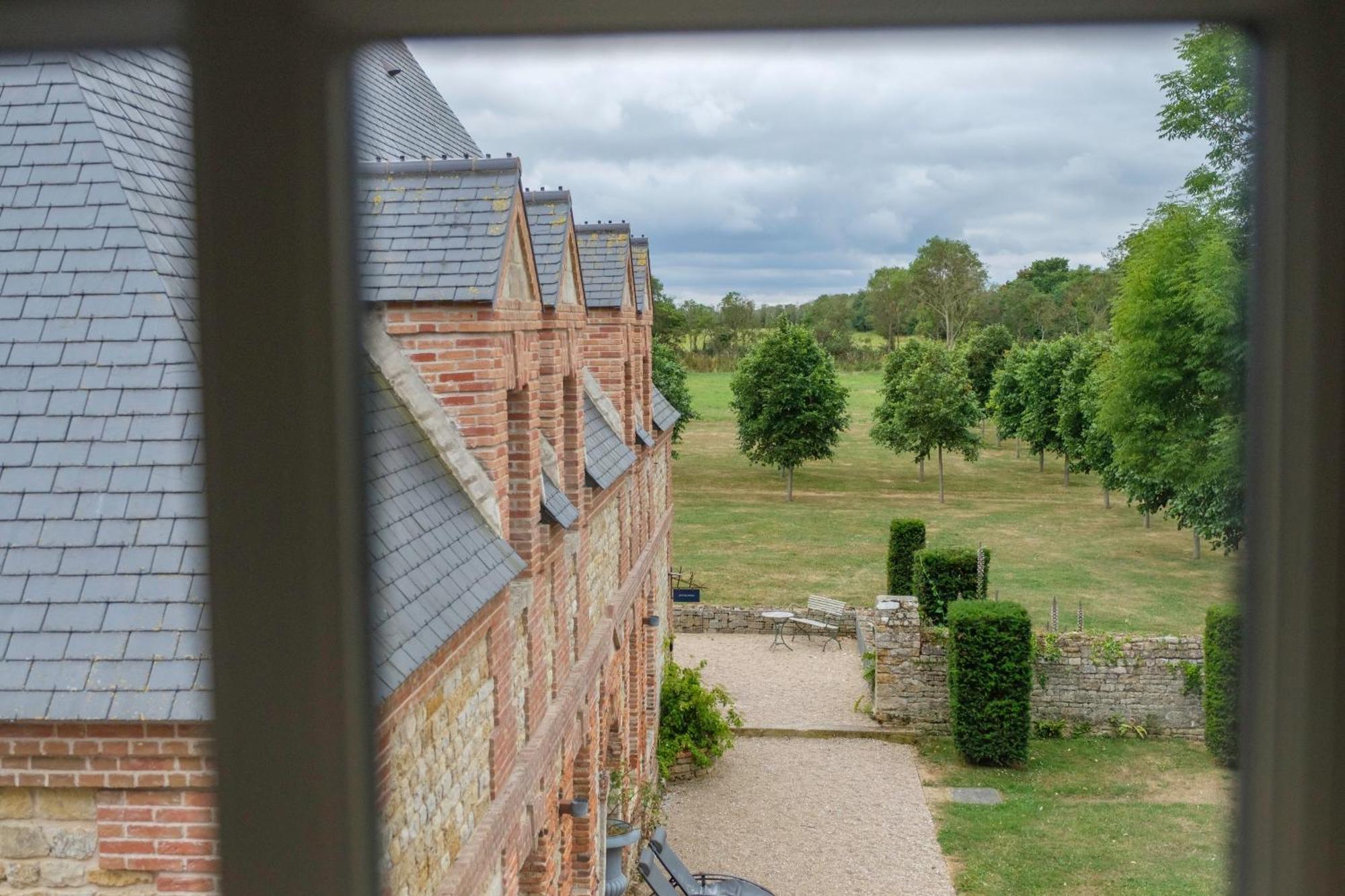 Le Domaine De Ravenoville - Pierres D'Histoire Екстер'єр фото